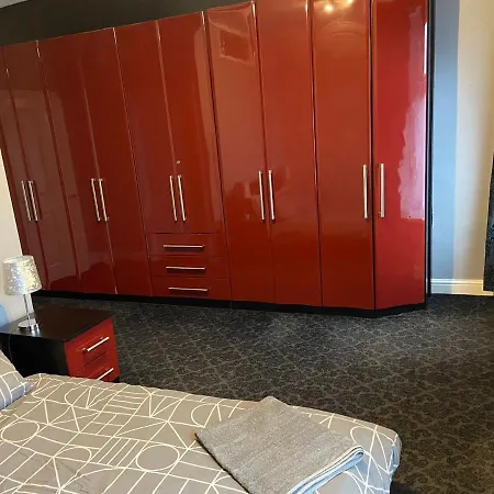 St Pauls Rd - Townhouse