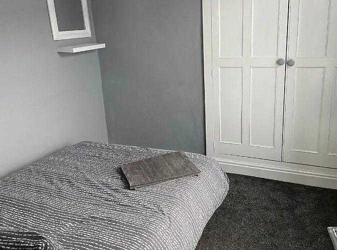 St Pauls Rd - Townhouse